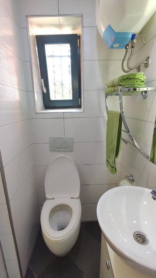 Studio Apartment Bombon Sarajevo Eksteriør billede